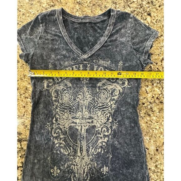 VINTAGE Y2K Women’s Small Whimsigoth Rhinestone Cross Roses Rebellious T Shirt - Picture 7 of 10